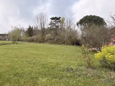 vente terrain 1080 m² à château-l'evêque (24460)  18 000 €