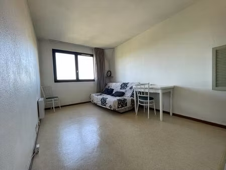 location appartement 1 pièce 17 m² à aix-en-provence (13090)