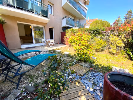 2 pièces terrasse et jardin