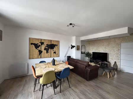 appartement de 50m2 en haute ville avec balcon