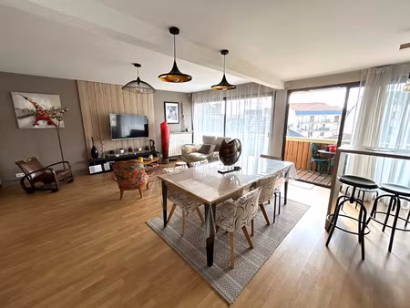 vente appartement 5 pièces 111 m² pau (64000)