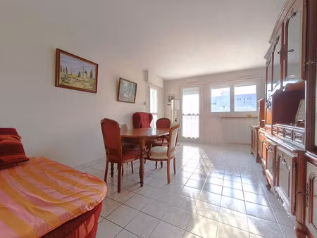 appartement plaisir 3 pièce(s) 71 m2