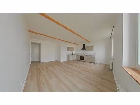 f3 rénové à neuf - proximité centre-ville