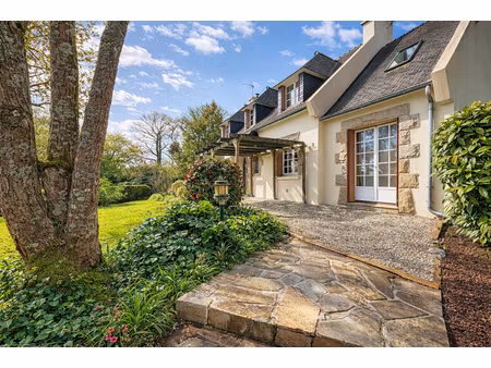 maison le drennec 7 pièces 159 m²