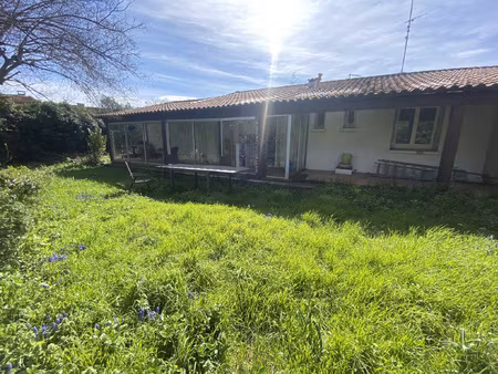 plain-pied 79 32 m2- jardin - terrasse -véranda - 2 chambres