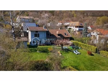 maison de caractère de 170m2 sur un terrain de 2370m2