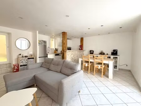 exclusivité–maison 102 m²-4 chambres-3 chambres  bureau–155 000 €–les martres-de-veyre (63