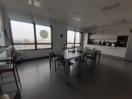 location bureaux 86 m²