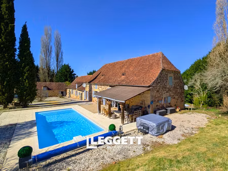 maison 6 pièce(s)  badefols-d'ans