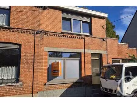 maison 2 chambre av garage