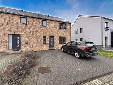 maison 3 chambres - 120 m² - 1.450€