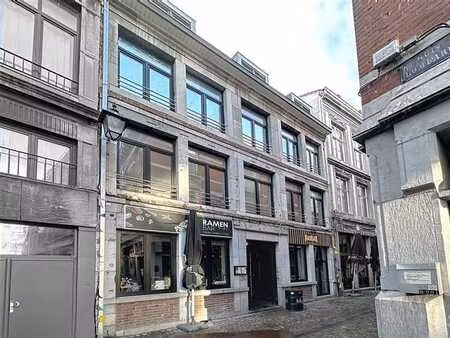 immeuble de rapport 6 appartements et 2 rez commerciaux au c