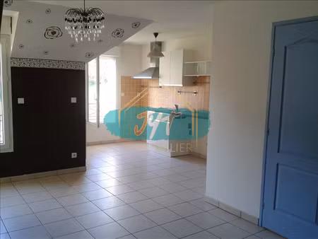 appartement f3 + parking - fontenay-en-parisis