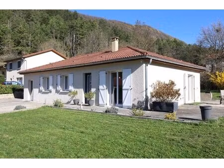 maison individuelle à thoirette (39)
