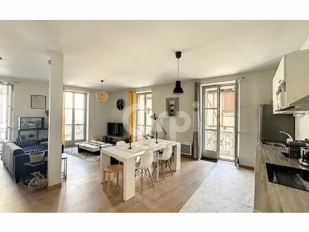 location appartement  m² t-2 à terrasson-lavilledieu  520 €