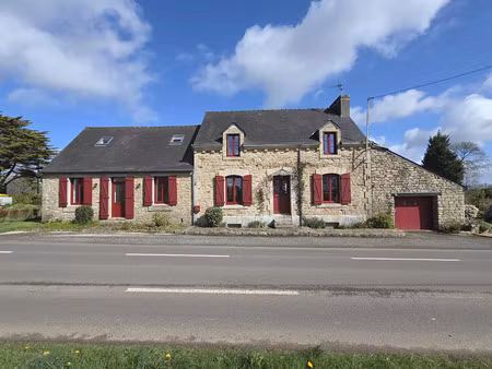 vente maison à gourin (56110) : à vendre / 185m² gourin