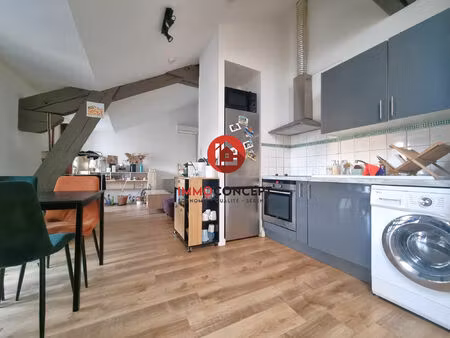 location appartement 3 pièces 47 m² à roquemaure (30150)