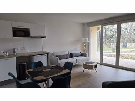 appartement t2 meublé 42m² avec jardin privatif – proche mur