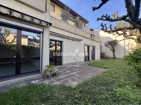 t4 en rez-de-chaussée avec jardin – secteur recherché