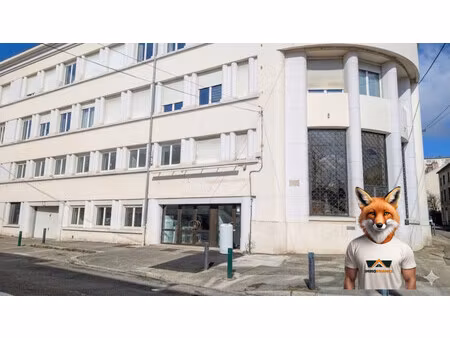 mur commerciaux de 137 m² à besançon