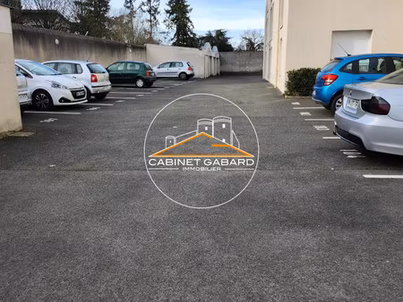place de stationnement - résidence sécurisée