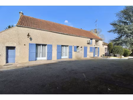 belle propriété de 124 m2  édifiée sur un terrain de 1712 m2