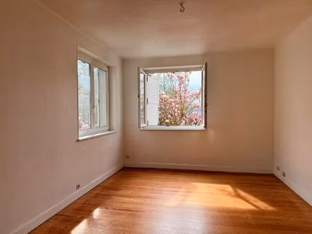 opportunite (maison individuelle avec terrain constructible en 2