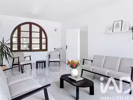 maison traditionnelle à saint-valérien (89150)