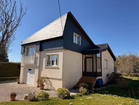 maison d'architecte de 1971 de 87 m2 sur sous-sol  3 chambres