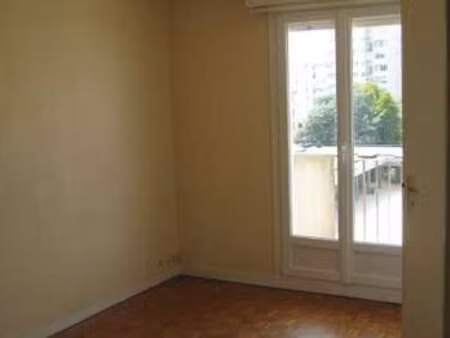 location appartement t1 à brest kergoat lanredec (29200) : à louer t1 / 35m² brest kergoat