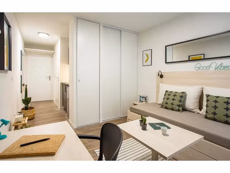 location meublée appartement 1 pièce 17.7 m² à pierrefitte-sur-seine (93380)  696 €