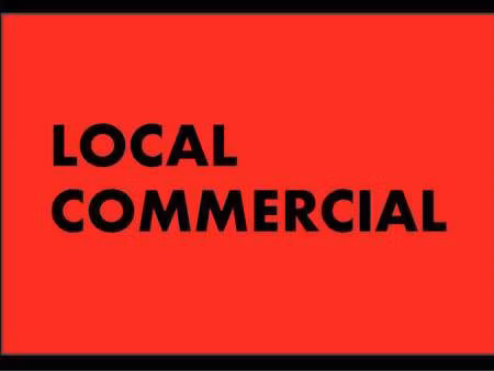 location bureaux et commerces à dinan (22100) : à louer / 55m² dinan