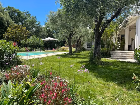villa de plain pied avec piscine - tourrettes-sur-loup