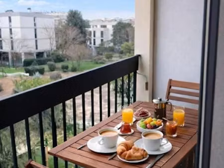 location meublée appartement 2 pièces 40 m² à saint-cyprien (66750)  650 €