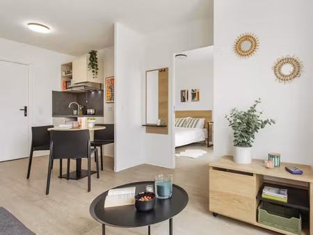 location meublée appartement 3 pièces 49.9 m² à bezons (95870)  1 231 €