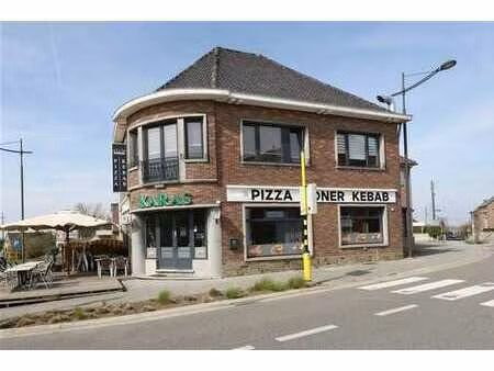 handelspand met woonst