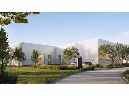 nouveau bâtiment d’entreprise avec entrepôt de 893 m² à ...