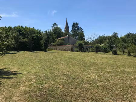 vente terrain à fontenay-le-comte (85200) : à vendre / fontenay-le-comte
