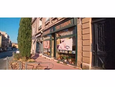 local commercial à vendre