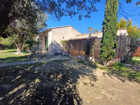 location maison 4 pièces 92.87 m² à le muy (83490)  1 405 €