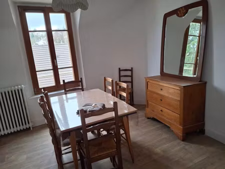 location meublée maison 4 pièces 85 m² à pontoise (95000)  1 235 €