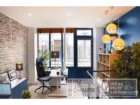 location locaux professionnels 2 pièces 48.16 m² à puteaux (92800)  1 560 €