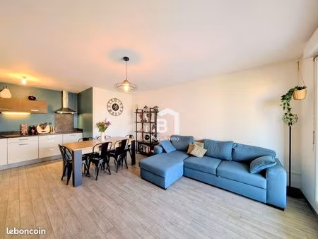 appartement 3 pièces 64 m²