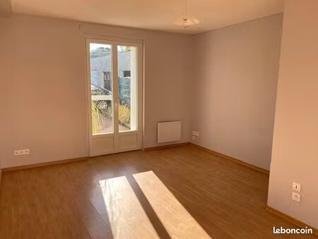 immeuble 3 pièces 85 m²