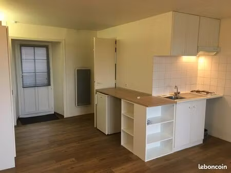 beau studio + jardinet face aux vignes  15mn angers centre