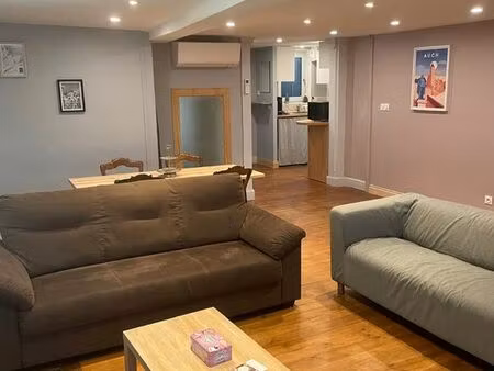 t3 climatisé centre ville d'auch. charges comprises