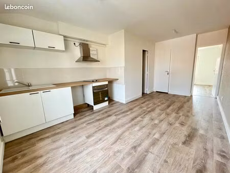 appartement t2 parking à bourg-de-péage