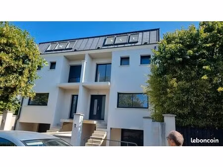 garage 43 m² rare – joinville le pont – accès facile