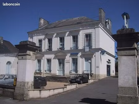 ? appartement t3 – 66 m² – ligueil – 2e étage sans ascenseur – disponible avril