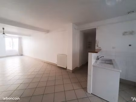 appartement 3 pièces 79 m²